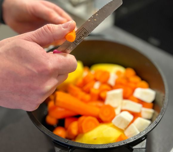 INGWER-ORANGE-KAROTTEN SUPPE